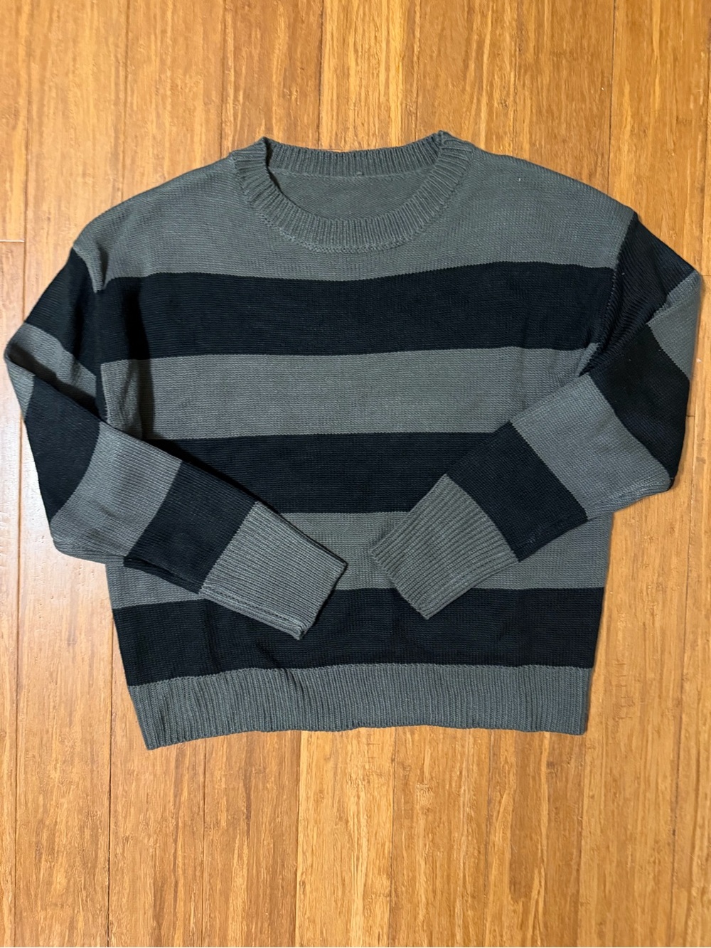 SHEIN Women's Crewneck Sweater in Gray and Black Stripes